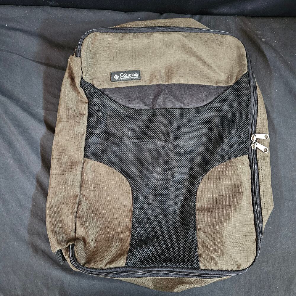 Columbia Nylon Packing Box Zip‎ Up Bag Outdoors Camping Hiking Travel